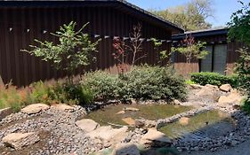 Motel Okura Villas y Suites